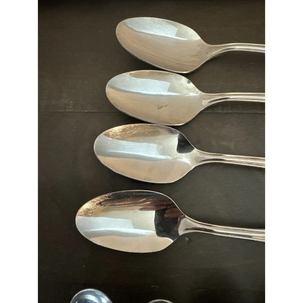 Wm Rogers Deluxe Teaspoons Stainless Silverware Oneida Montclair Lot Of 9